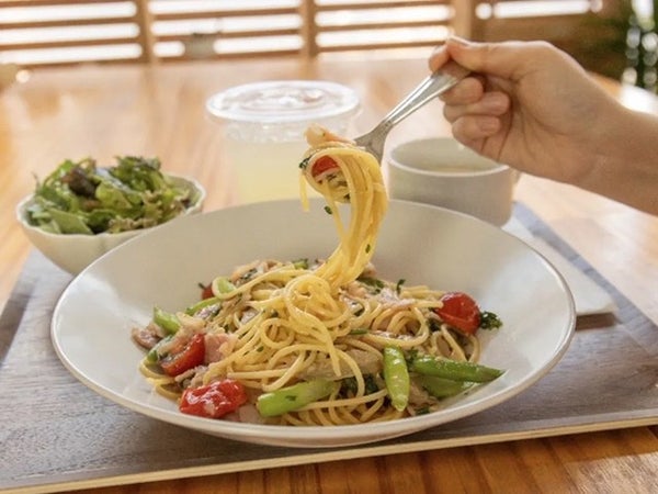 ■【兵庫県・岡山県】\いちご&はちみつW食べ放題/旬のいちご狩り×団体限定!数種類のはちみつ食べ比べ&はちみつに合うパンやヨーグルトも食べ放題◎世界に一つ!オリジナル玄米茶作り♪2